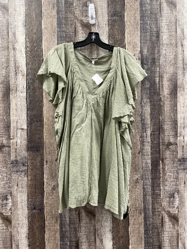 women's tops for summer festivalsTunic Short Sleeve By Maurices In Green, Size: 4x