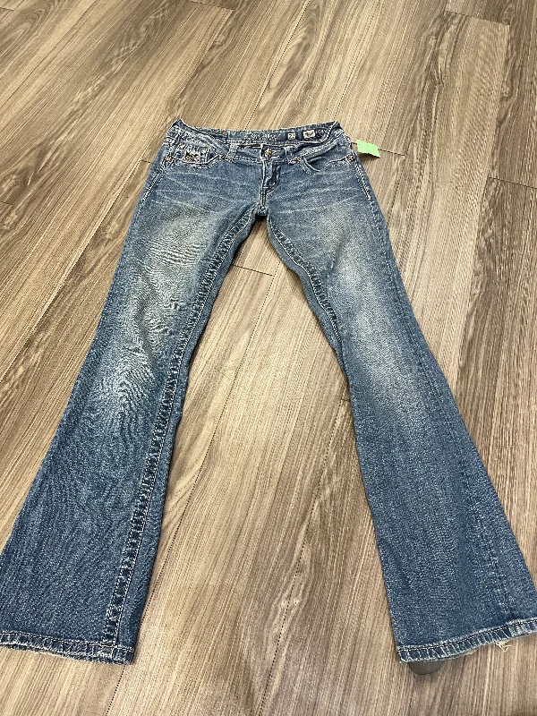 women's denim jeans with zipper-fly closureBlue Jeans Boot Cut Miss Me, Size 27