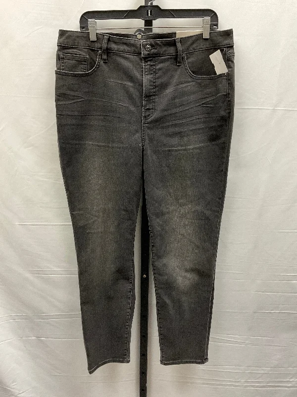 women's denim jeans for winterBlack Jeans Skinny Chicos, Size 16