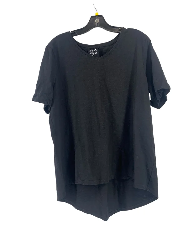 women's tops for evening soireesTop Short Sleeve By Chicos In Black, Size: 3