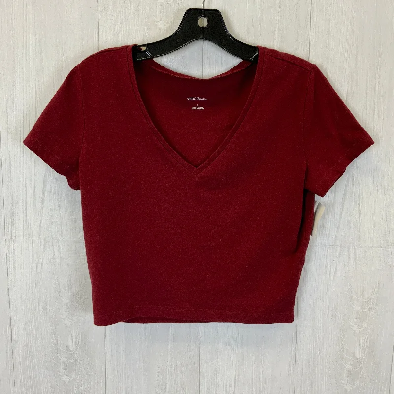 women's tops with built-in brasTop Short Sleeve Basic By Wild Fable In Red, Size: L