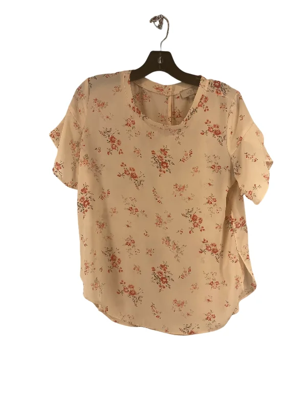 women's tops for those who want to create outfits that reflect their personal style and sense of fashionTop Short Sleeve By Loft In Pink, Size: S