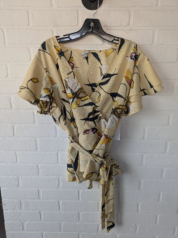 women's tops for those who want to wear pieces that are both comfortable and stylishTop Short Sleeve By A New Day In Yellow, Size: Xl