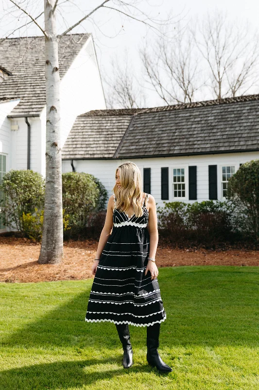 Tiered DressMaeve Midi Dress - Black