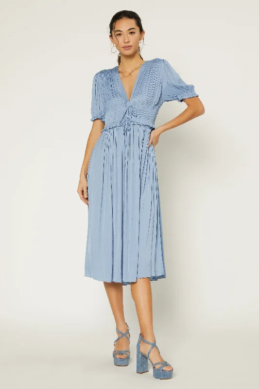 Long-Sleeve DressAmelia Pleated Maxi Dress