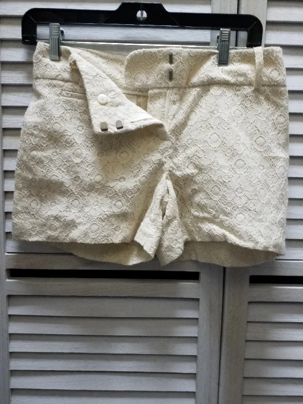 women's multi-pocket shortsShorts By Loft  Size: 00