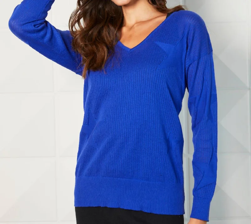 Soft Thick Cashmere SweatersLightweight V-Neck Star Top In Ink