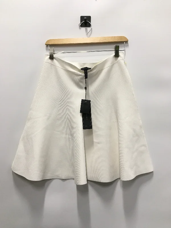 women's dressy skirtsSkirt Mini & Short By Bcbgmaxazria In White, Size: L